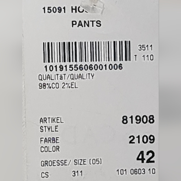 Escada White Red Lip Embroidered Wide Leg Jeans sz 42 US size 12 NWT - Picture 10 of 13